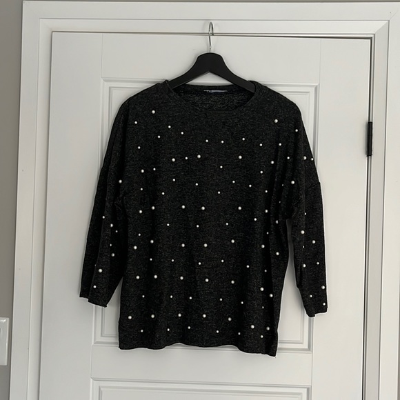 ZARA Pearl Sweater - Picture 1 of 3